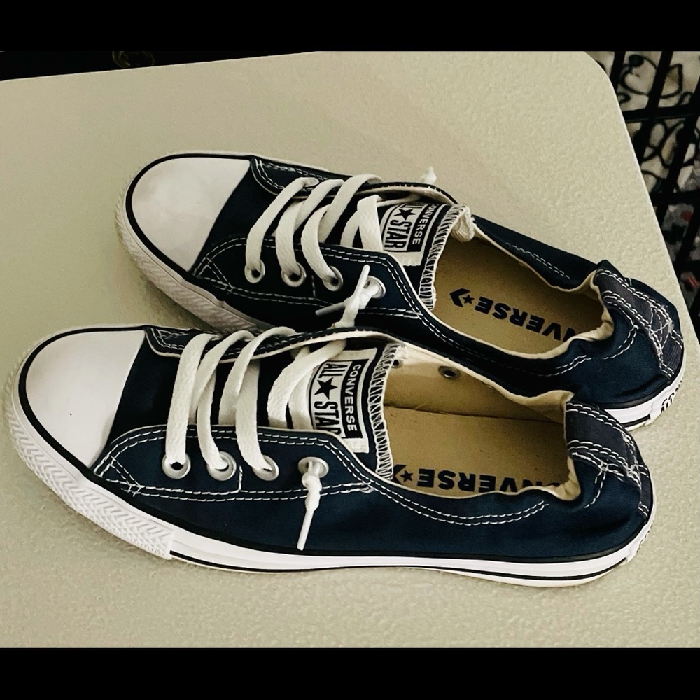 Navy converse